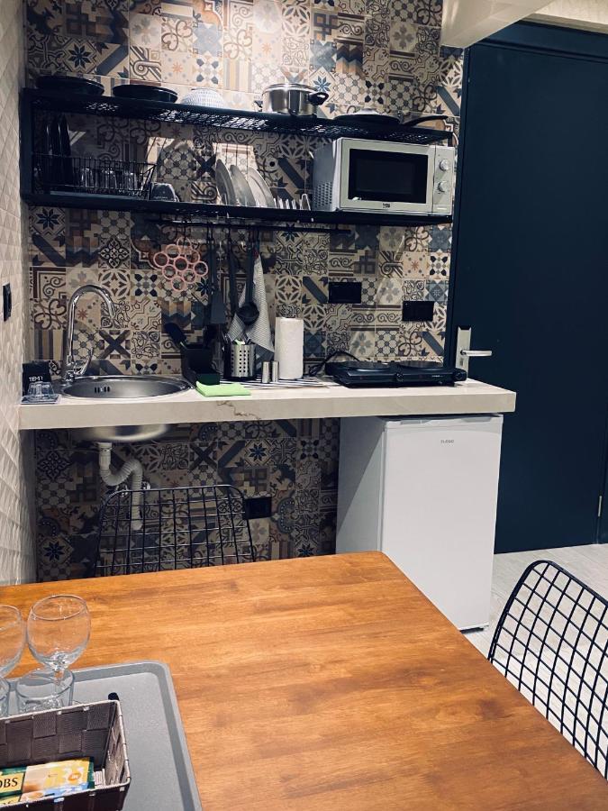 Deluxe Rooms In Blloku Area تيرانا المظهر الخارجي الصورة